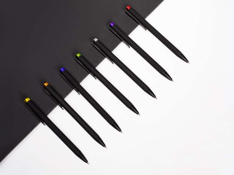 Ручка металлическая шариковая Taper Metal софт-тач с цветным зеркальным слоем, черный с фиолетовым №5